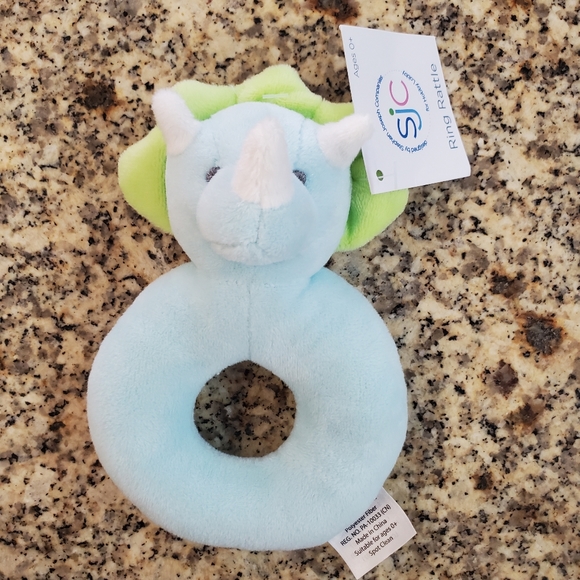 Baby boy  dinosaur blanket rattle,socks,bibs,hand towel, teething cloth - Picture 6 of 15